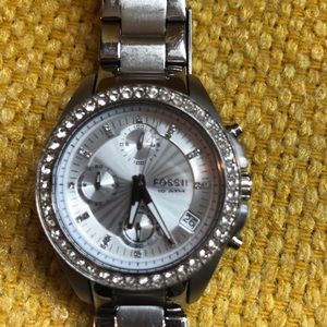 Fossil watch- Silver- faux diamonds on bezel